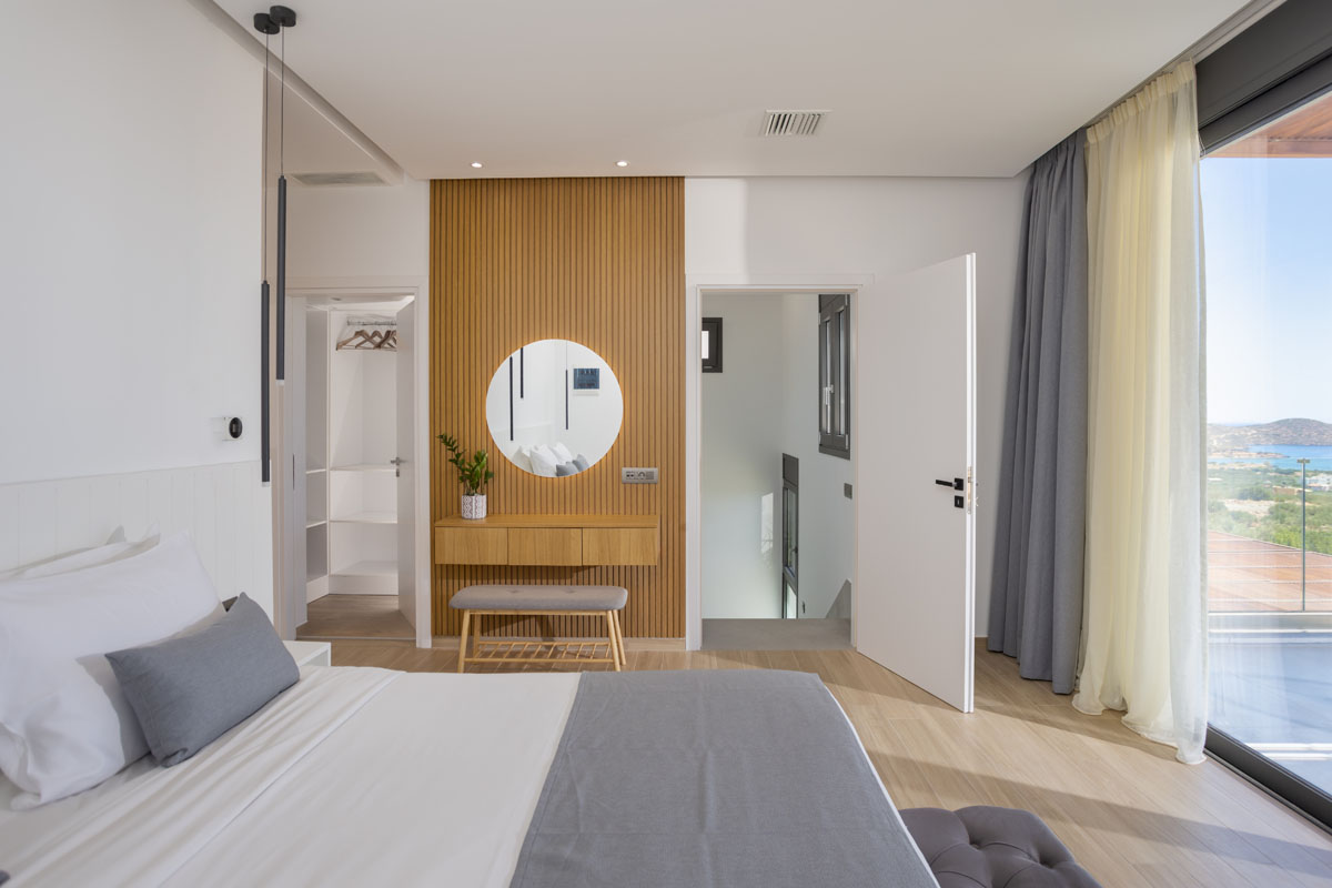 Zeus Luxury Villas